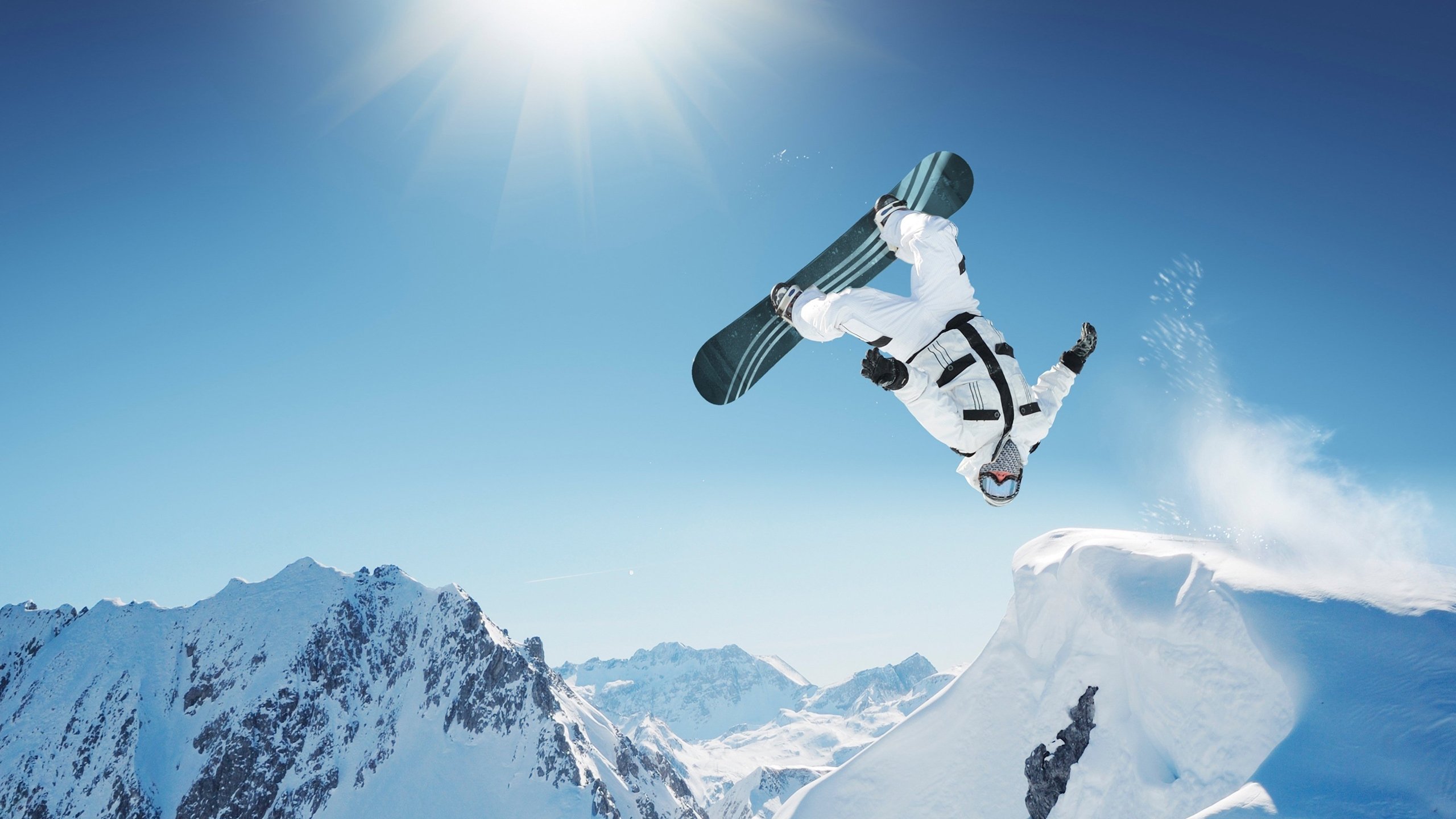 开云官网-闪电战！国米开场五分钟连击，尤文防线成笑话，意甲争冠格局彻底改写？闪电战！国米开场五分钟连击尤文，意甲争冠格局彻底改写？